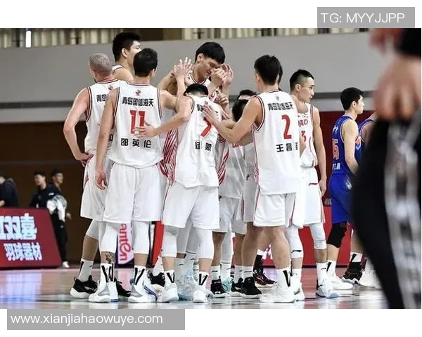 上海篮球队个人能力引发热议球员表现与团队协作的争论分析